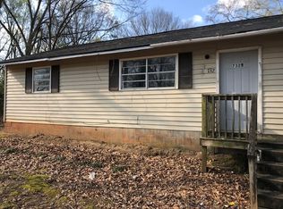 732 Hallyburton St, Griffin, GA 30223