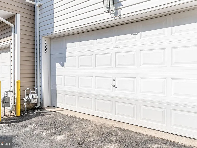 5309 Granite Step Trl — Photo 34