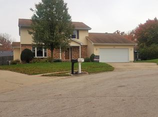 939 S Marlin Ct, Decatur, IL 62521