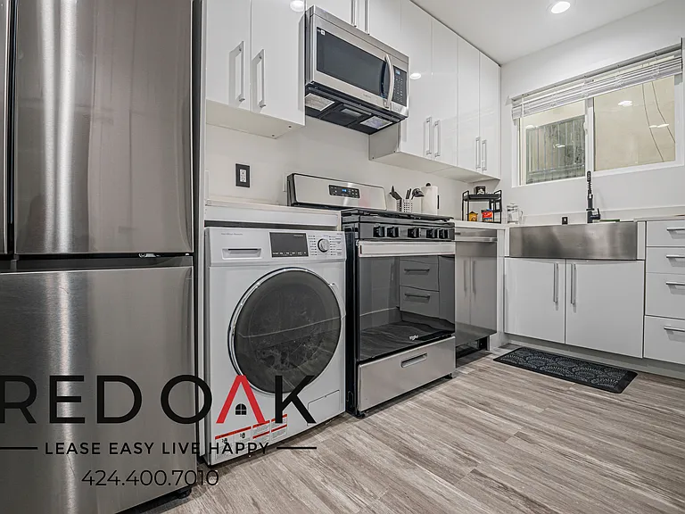 1346 N Fuller Ave #3 — Photo 10