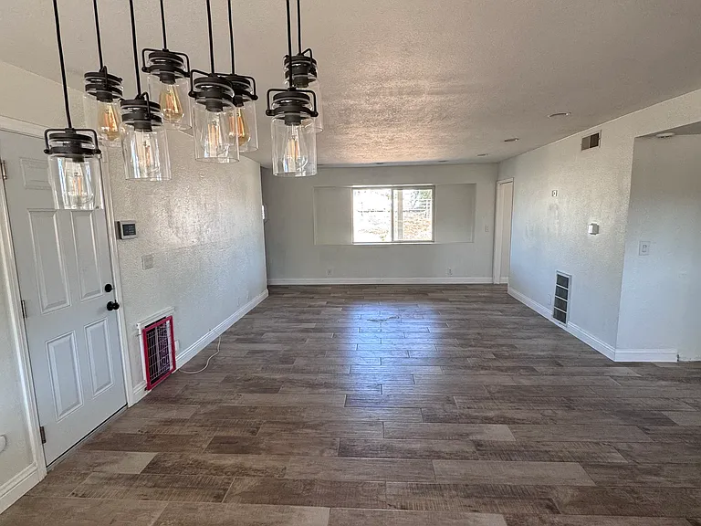 2625 Three Bar Ln — Photo 7