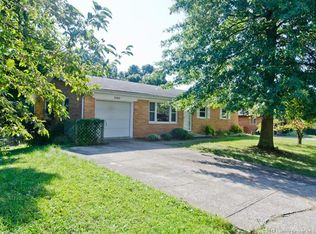 3360 Highland Dr, Floyds Knobs, IN 47119