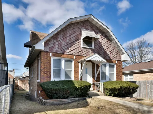 2852 N New England Ave, Chicago, IL 60634