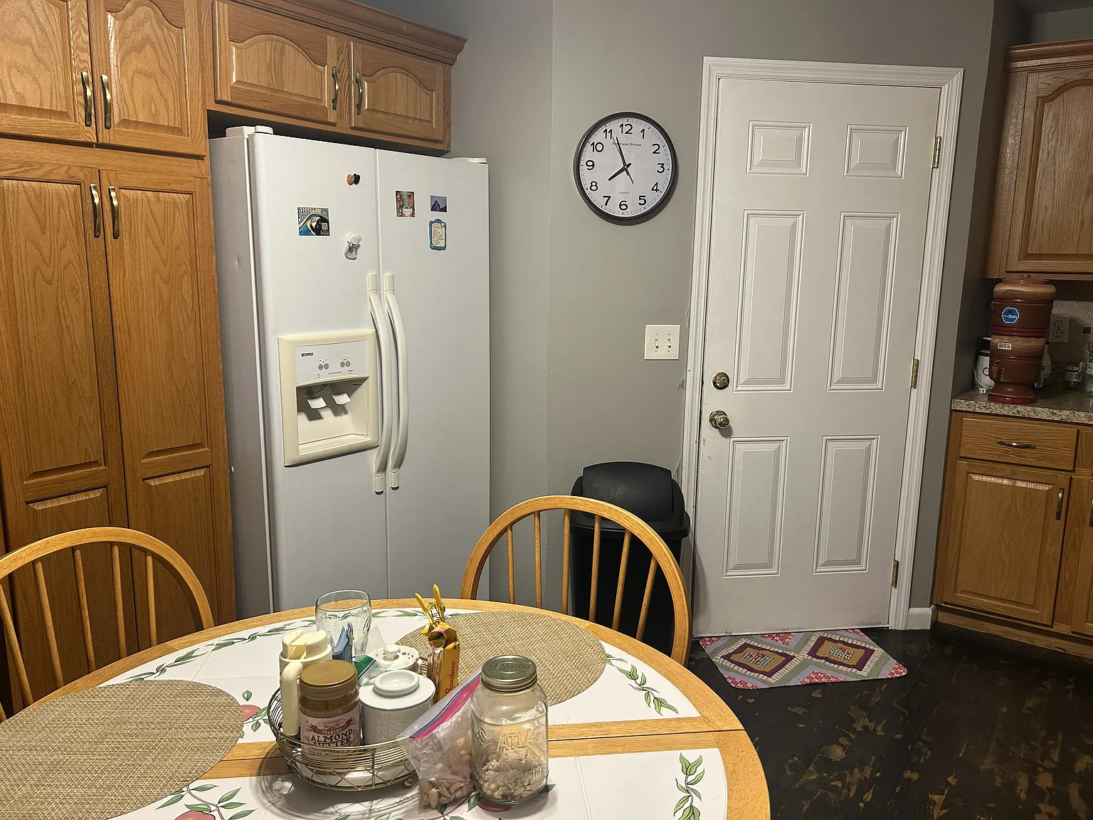 3 bed, $2,600 — Photo 4