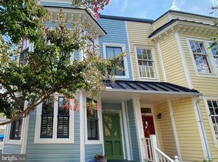 106 Commerce St, Alexandria, VA 22314