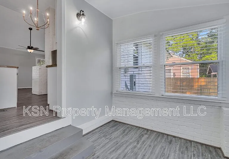 1928 Hawthorne St — Photo 39