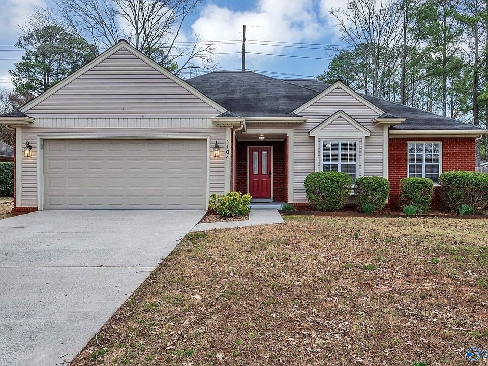 1st image of 104 N Rock Hampton Dr