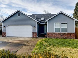 4308 Scenic Dr, Eugene, OR 97404