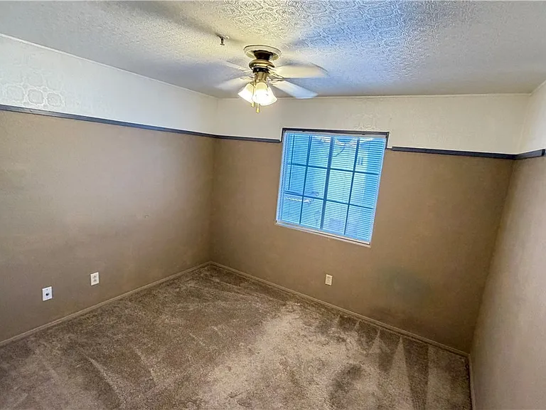 2928 Sapphire Sands Ct — Photo 13