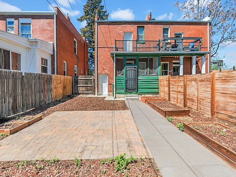 302 S Lincoln St — Photo 29