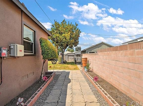5th image of 14048 Flomar Dr