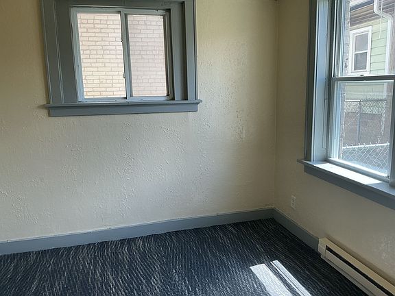 5th image of 2613 W Capitol Dr #3
