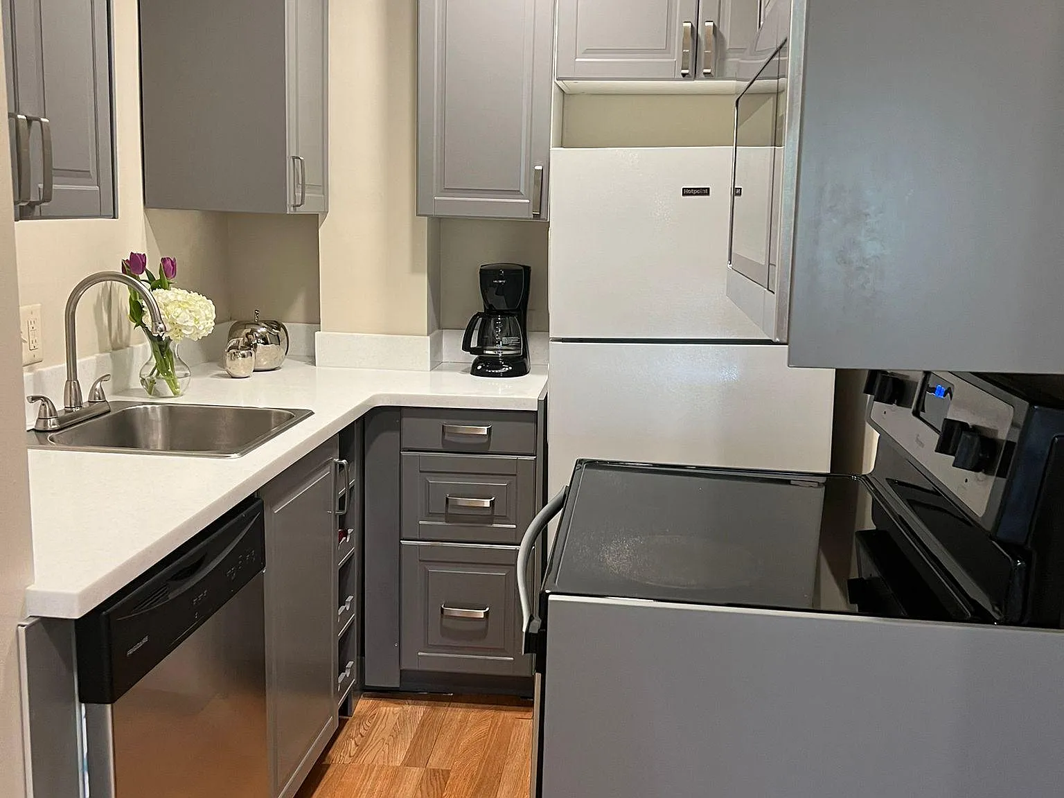 1 bed, 611 sqft, $1,650 — Photo 4