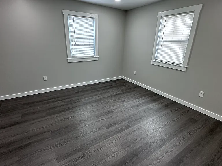 373 Bunting Ave #B2 — Photo 3