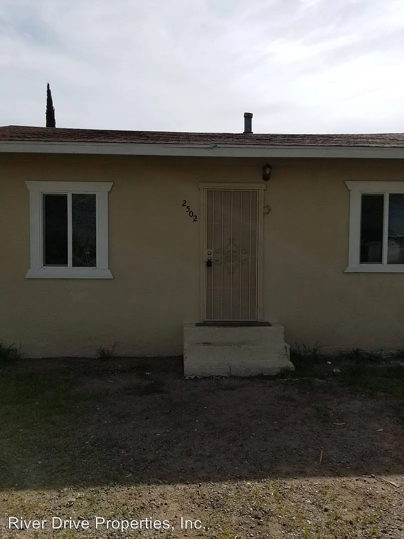 2502 San Joaquin Dr photo 1