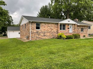 1696 Evandale Dr, Decatur, IL 62526