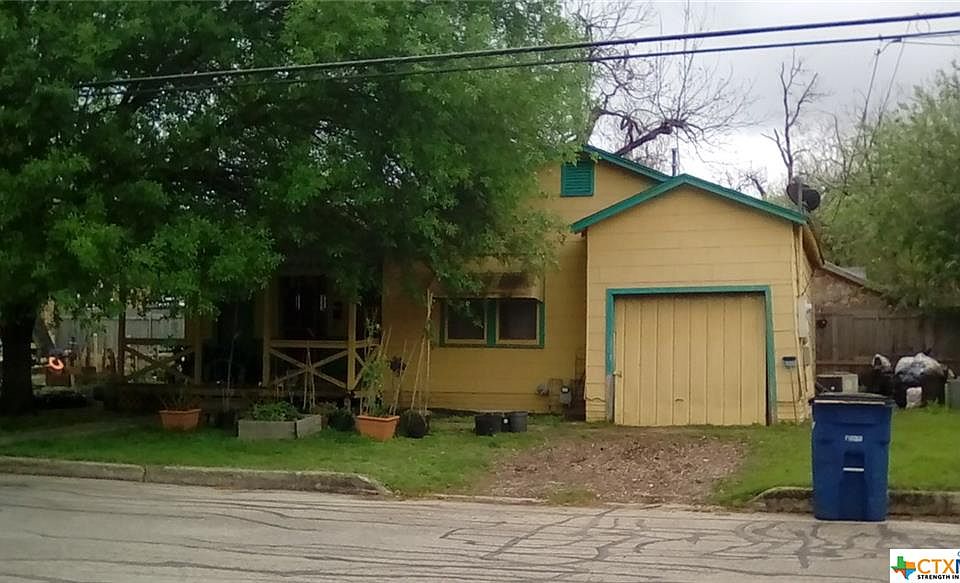 1st image of 310 S Mesquite Ave