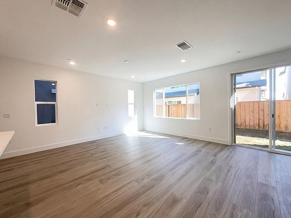 3rd image of 374 N Palm Springs Way