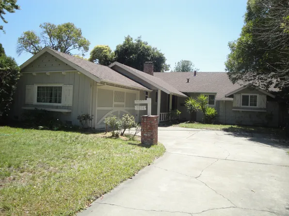 7054 Hogan Dr, Sacramento, CA 95822