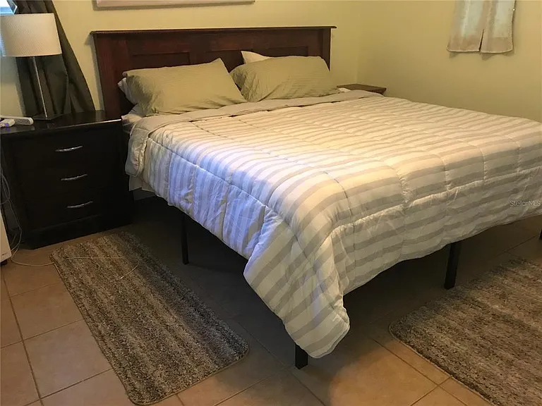 N Lotus Dr — Photo 10