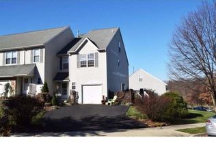114 Misty Mdws, Perkasie, PA 18944