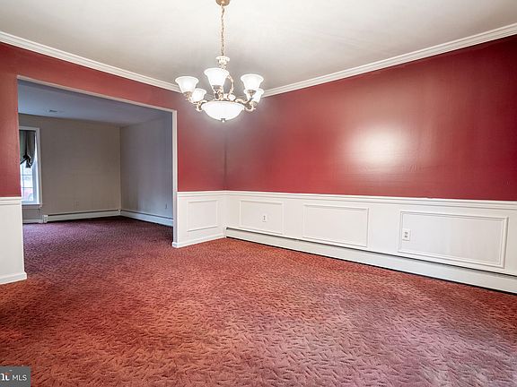 5th image of 1145 Grandview Cir
