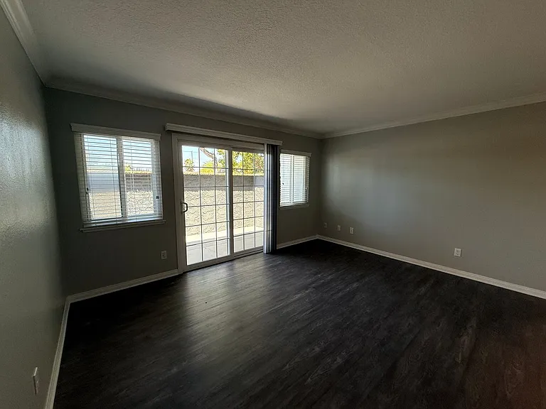 Solara Apartment Homes — Photo 53