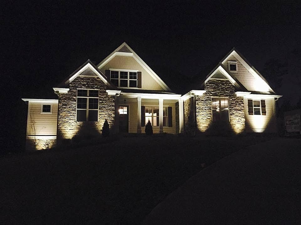 2nd image of 360 Discovery Lake Dr