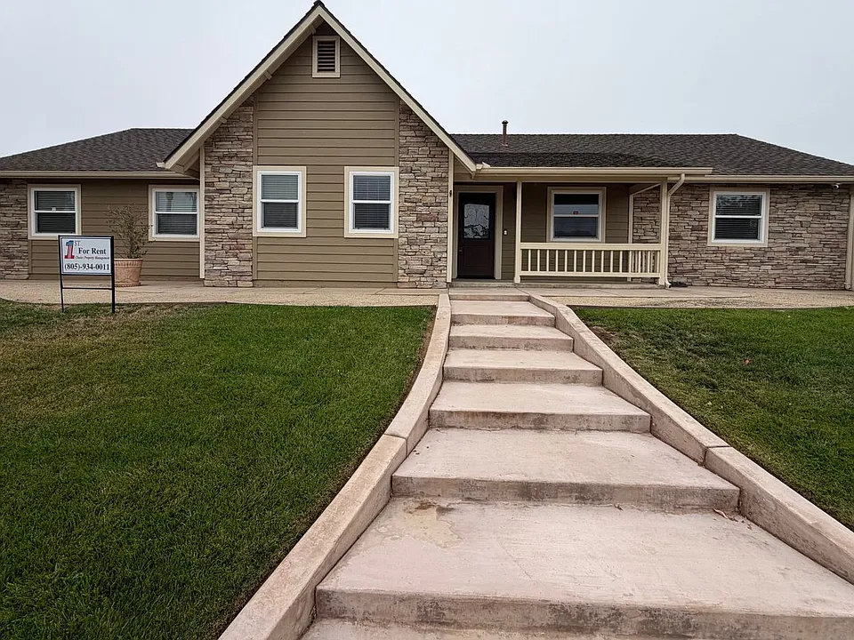 608 Hope Ter