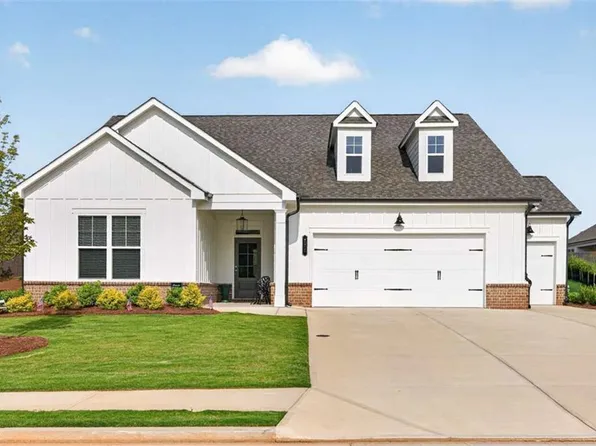 134 Oakdale Rd, Jefferson, GA 30549