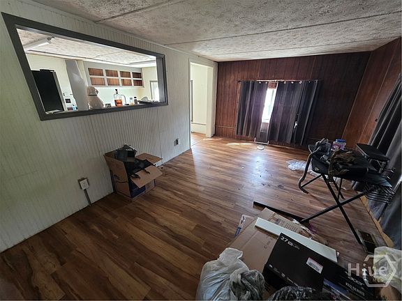 2nd image of 330 Augusta Avenue