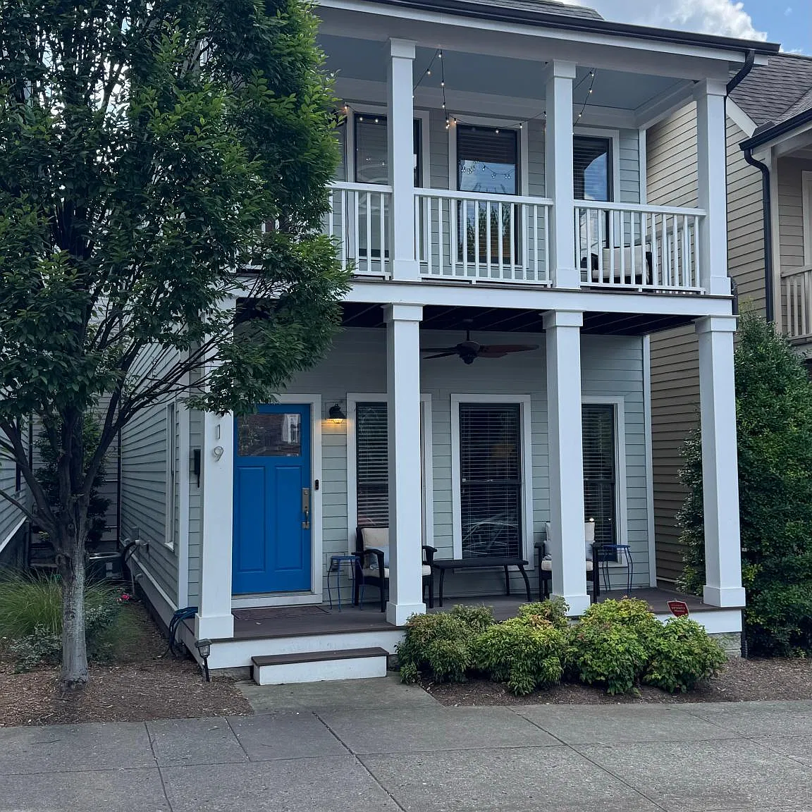 3 bed, 1404 sqft, $3,200 — Photo 2