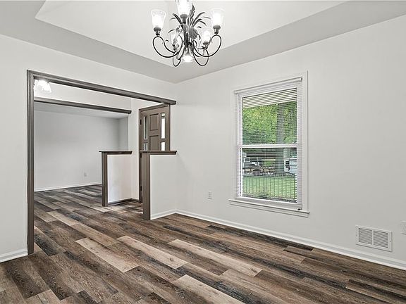 5th image of 11810 E 60th Ter
