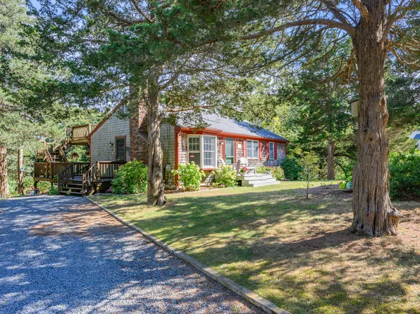 10 Polly Seabury Way, Eastham, MA 02642
