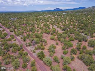 7325 Kestrel Ln, Williams, AZ 86046