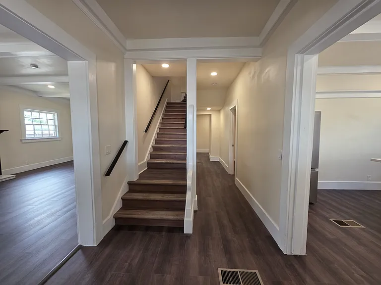 833 N 4th Ave — Photo 10