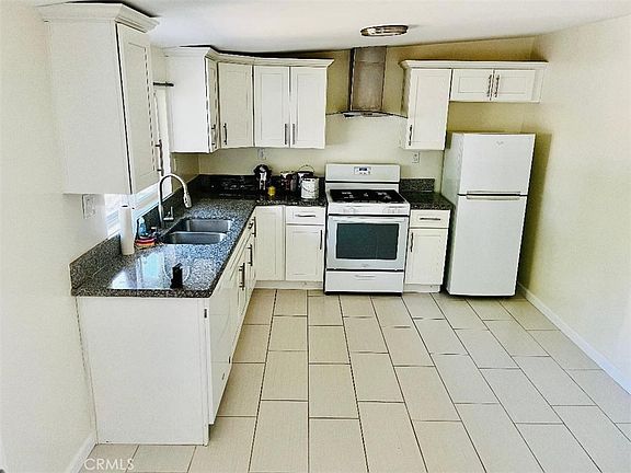2nd image of 17402 W Mayall St