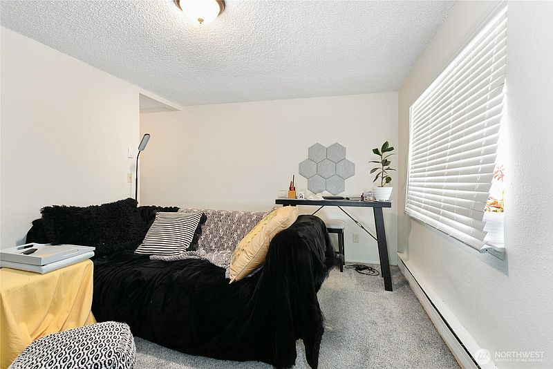 5th image of 3572 3574 E F Street