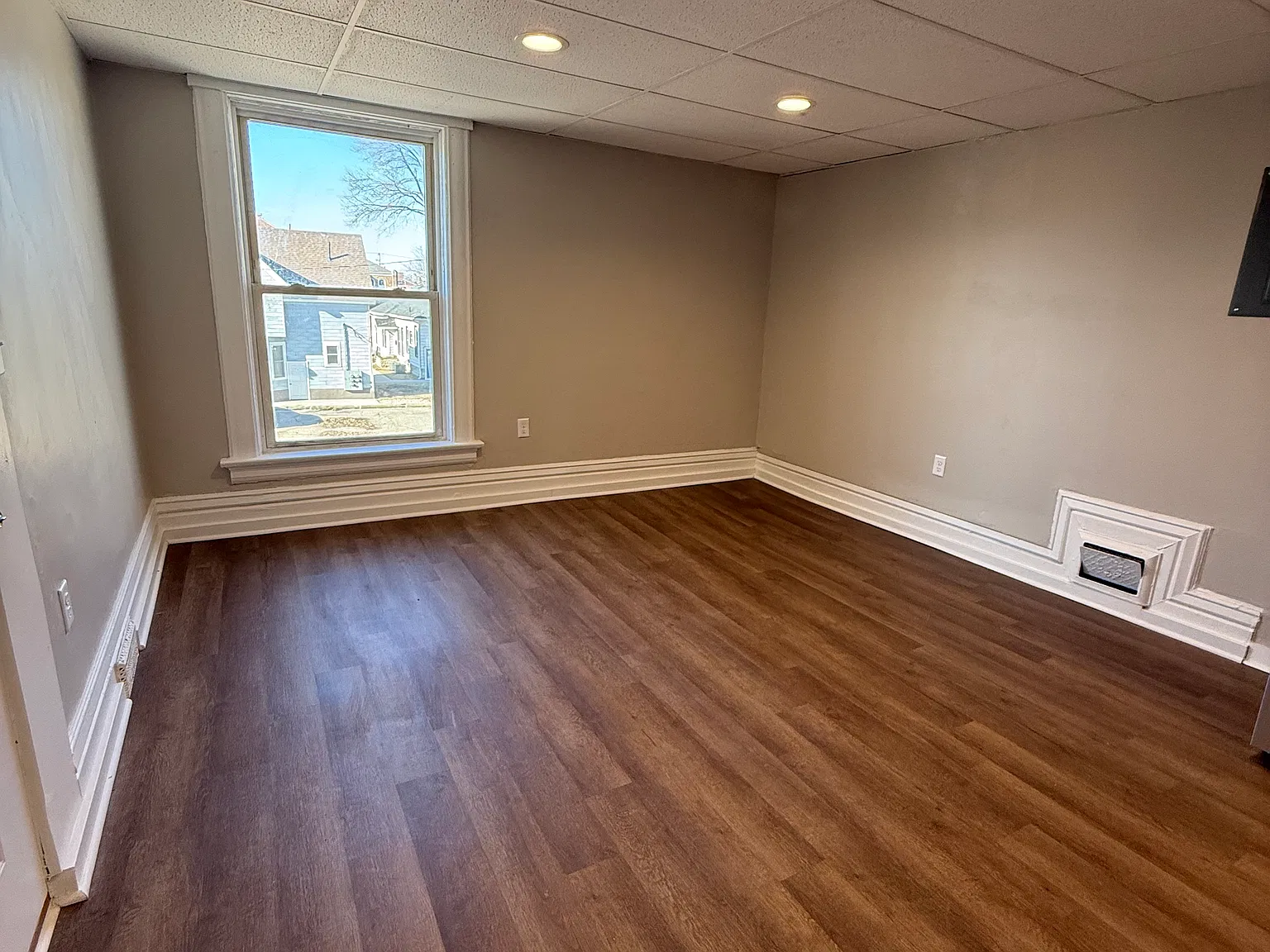 1 bed, $1,000 — Photo 3