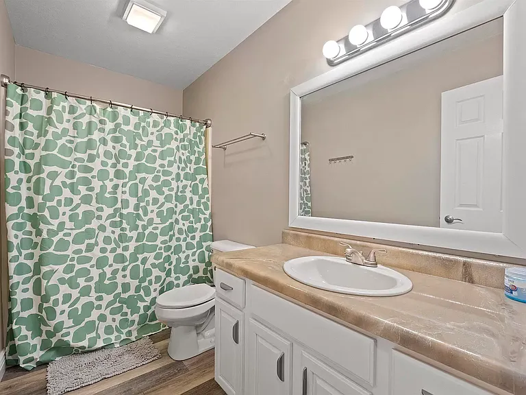 2226 Bluewater Trl — Photo 20