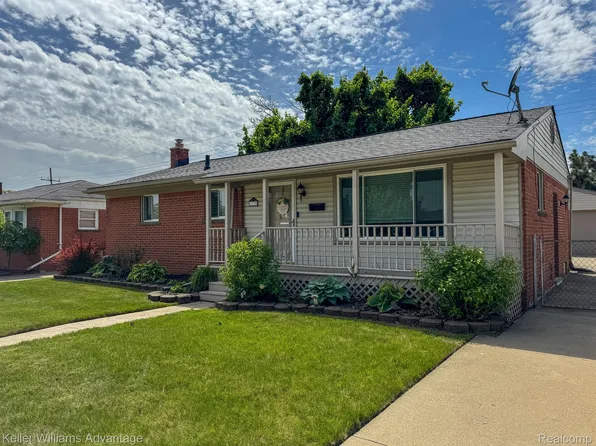 7339 N Wildwood St, Westland, MI 48185