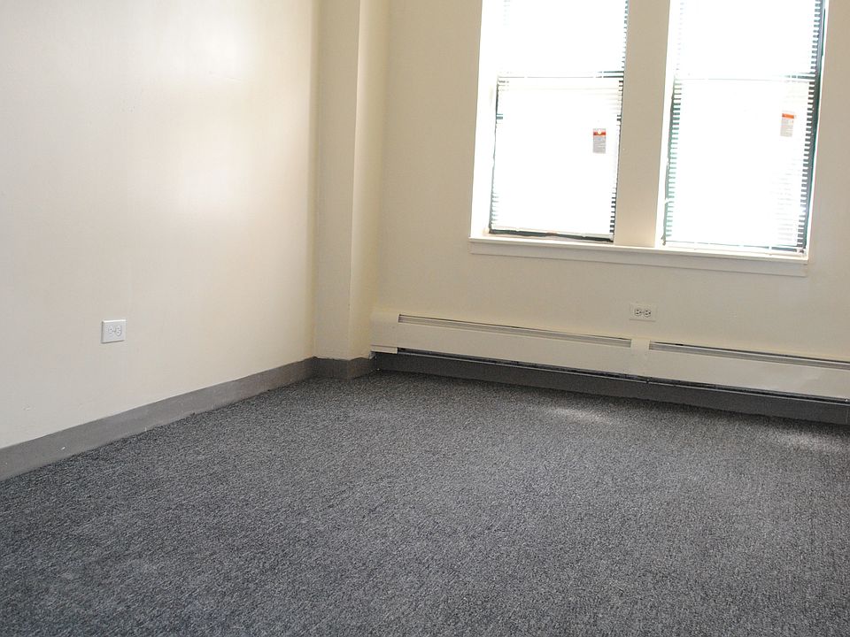 2nd image of 542 N Pine Ave APT 105