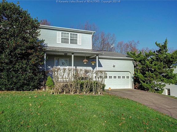 3rd image of 15 Monterey Ln