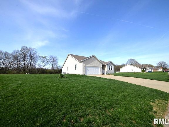 2nd image of 4314 Woodglen Ln