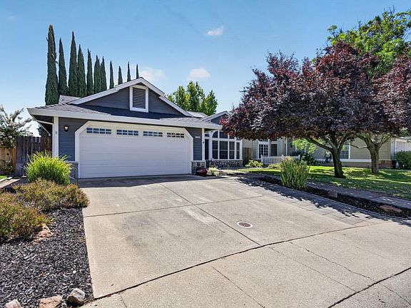 3rd image of 1222 Chenin Blanc Cir