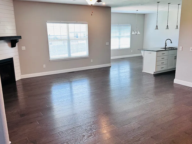 1648 N Pinnacle Ave — Photo 5