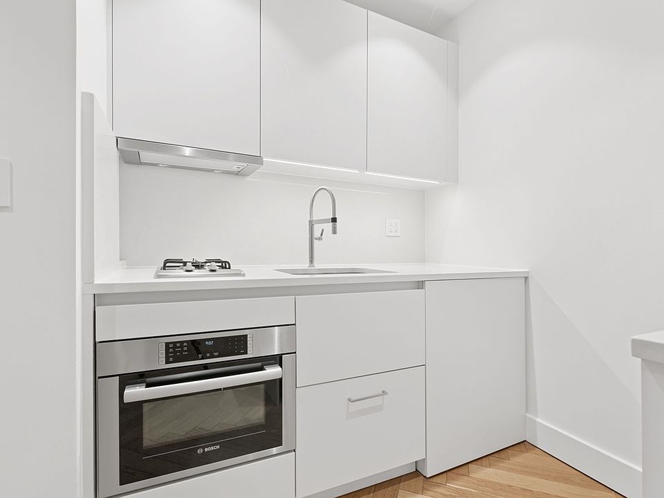 1st image of 220 W 24th St #2201F