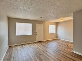 510 Real Rd APT 8, Bakersfield, CA 93309