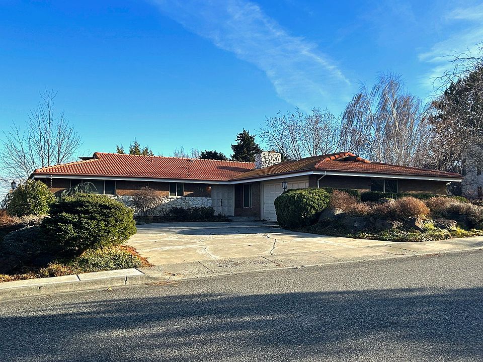 1st image of 145 W Greenview Dr