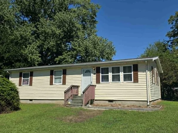 109 8th St, Pocomoke City, MD 21851